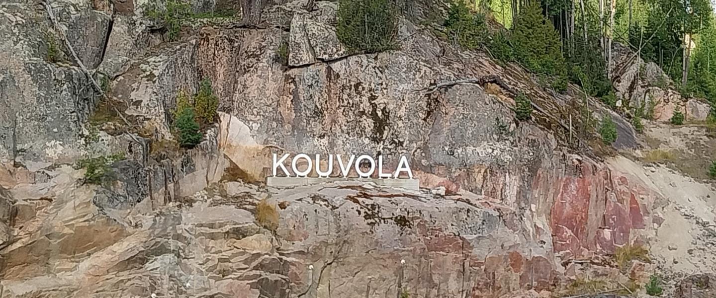 Kimolan kanava, sulun takana teksti Kouvola